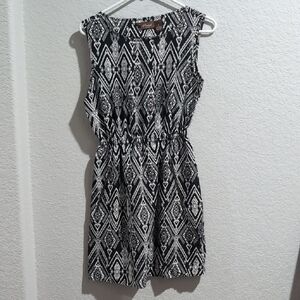 Speed Control Black and White Sleeveless Sundress